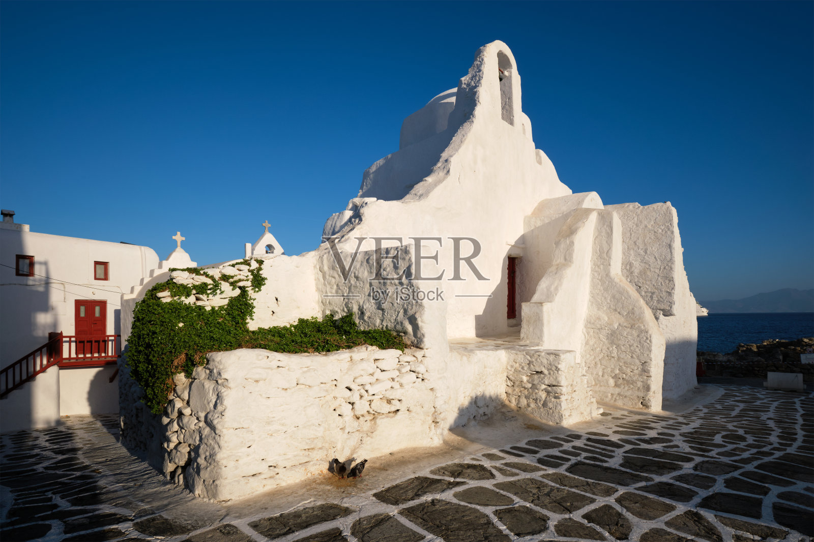 米科诺斯岛乔拉镇的帕纳吉亚帕拉波提亚尼希腊东正教教堂照片摄影图片