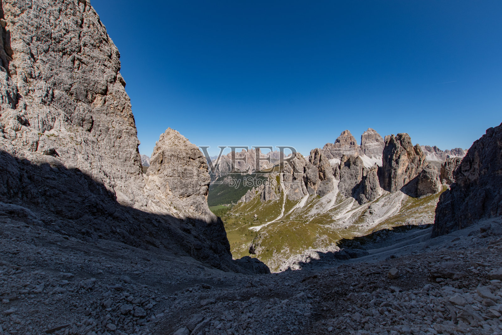 意大利道罗麦特炸药照片摄影图片