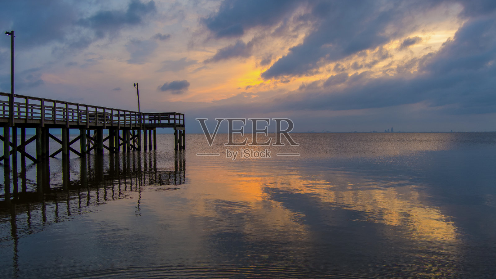 海湾码头照片摄影图片
