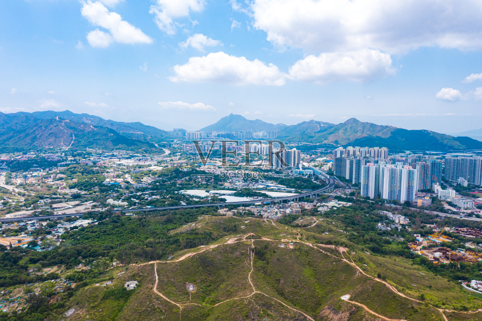 高角度的村庄和农田在香港照片摄影图片