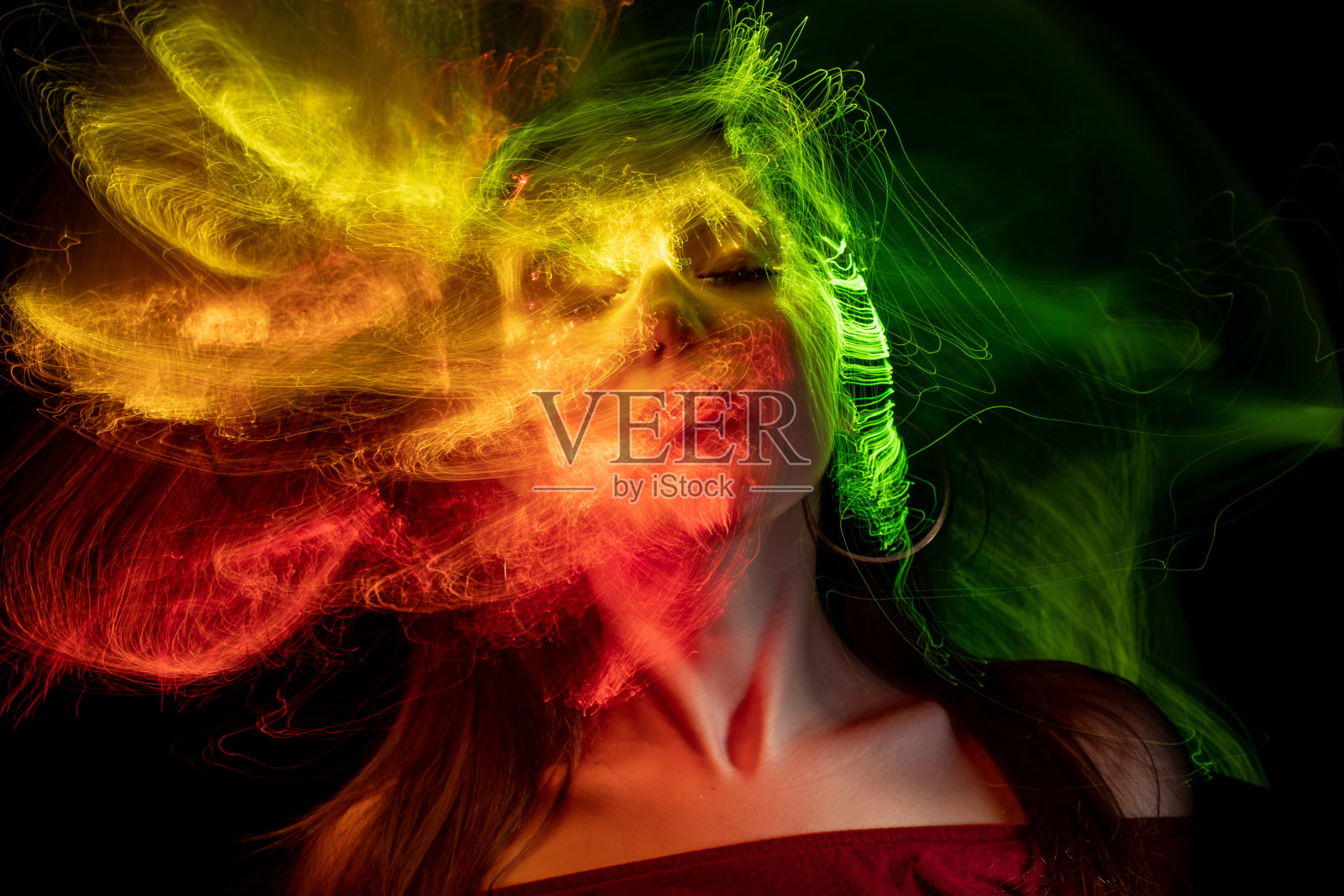 光画人像，长曝光照片摄影图片