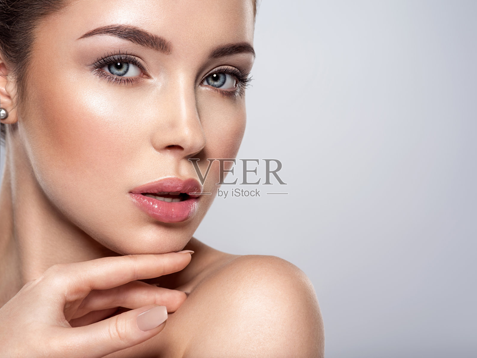 美丽的脸，年轻美丽的女人照片摄影图片