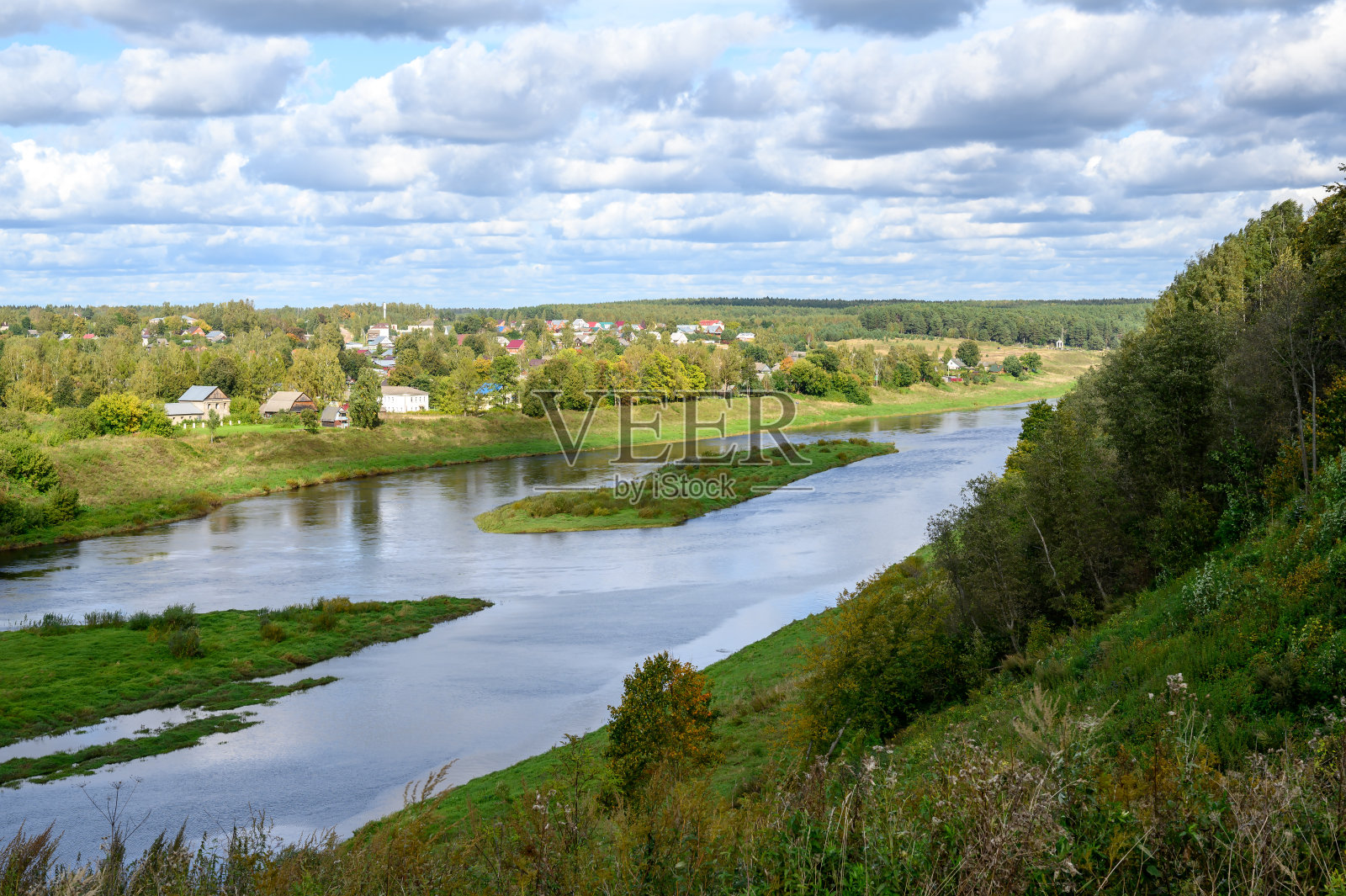 祖布佐夫的伏尔加河景观照片摄影图片