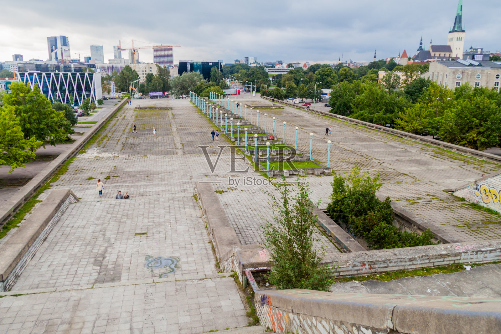 爱沙尼亚塔林——2016年8月22日:位于爱沙尼亚塔林的老苏联体育和文化综合体林那霍尔照片摄影图片