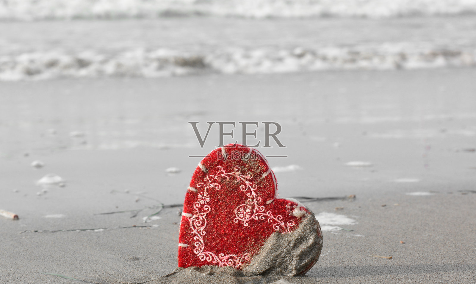 一颗在大海前被遗忘的心照片摄影图片
