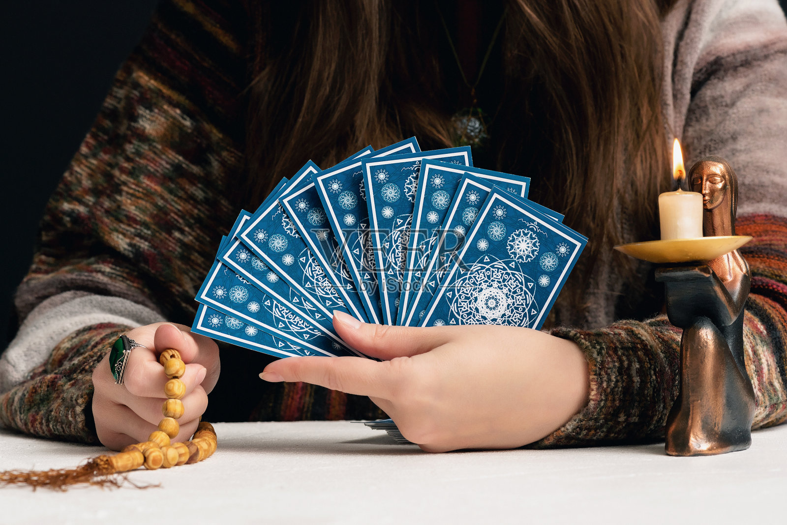 塔罗牌。照片摄影图片