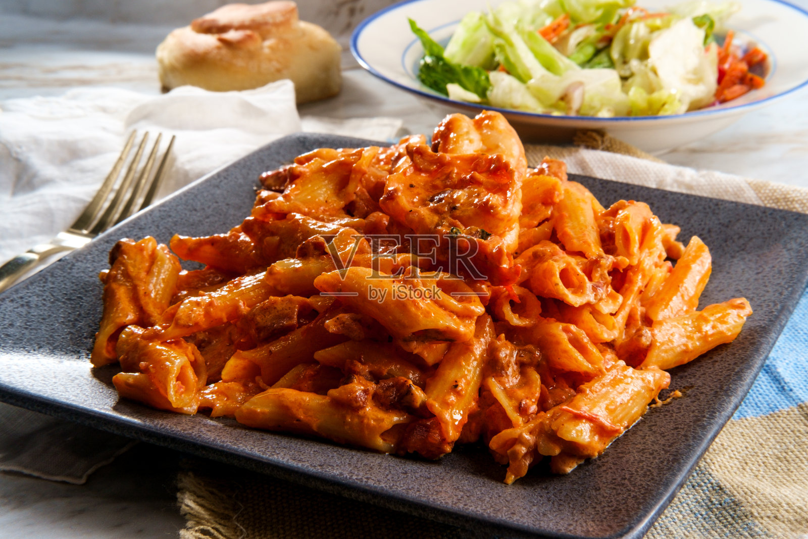 虾佩恩阿拉伏特加照片摄影图片