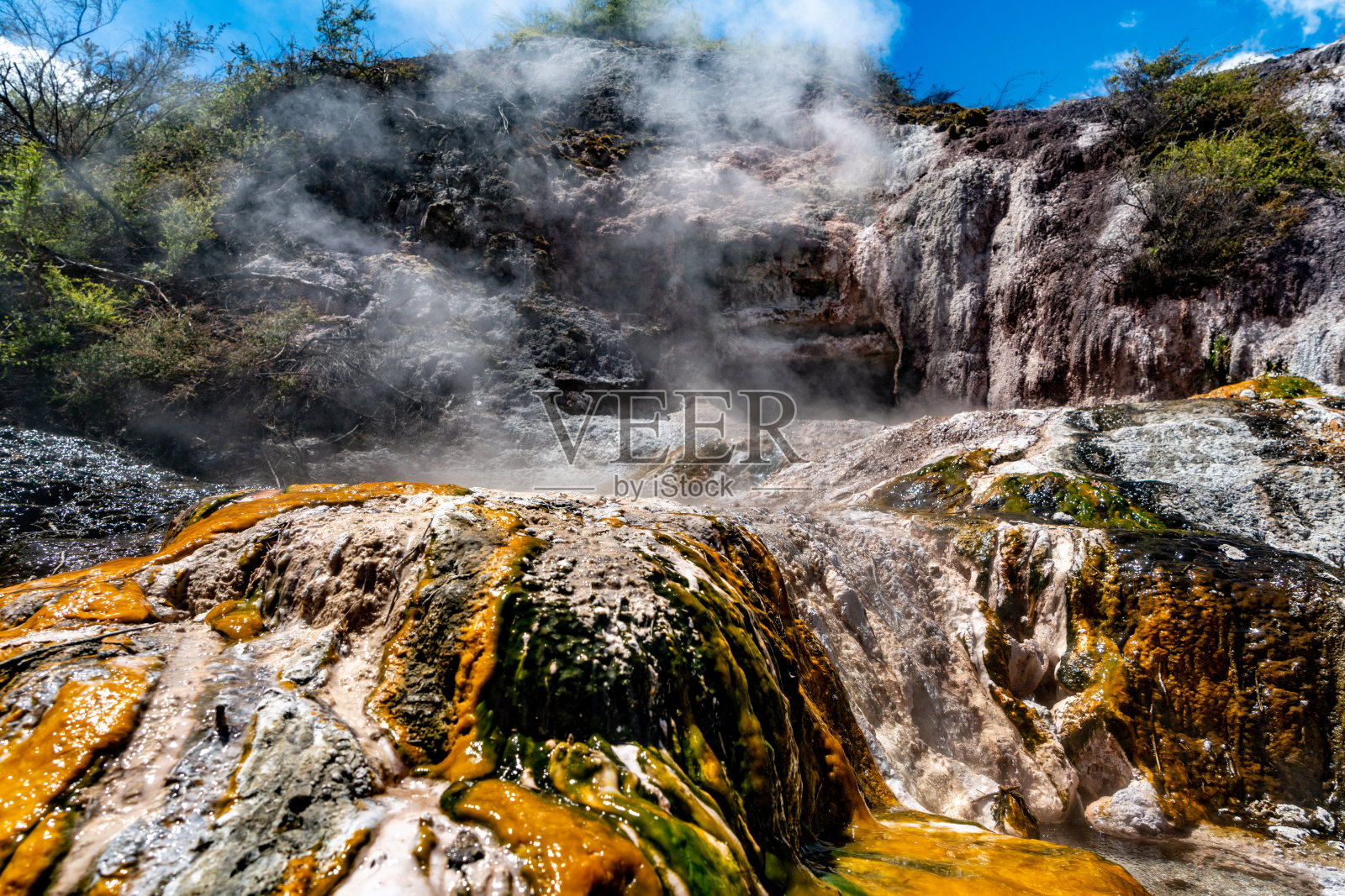 梯级梯田和Terracettes, Orakei Korako地热公园和洞穴，隐藏山谷，新西兰陶波照片摄影图片