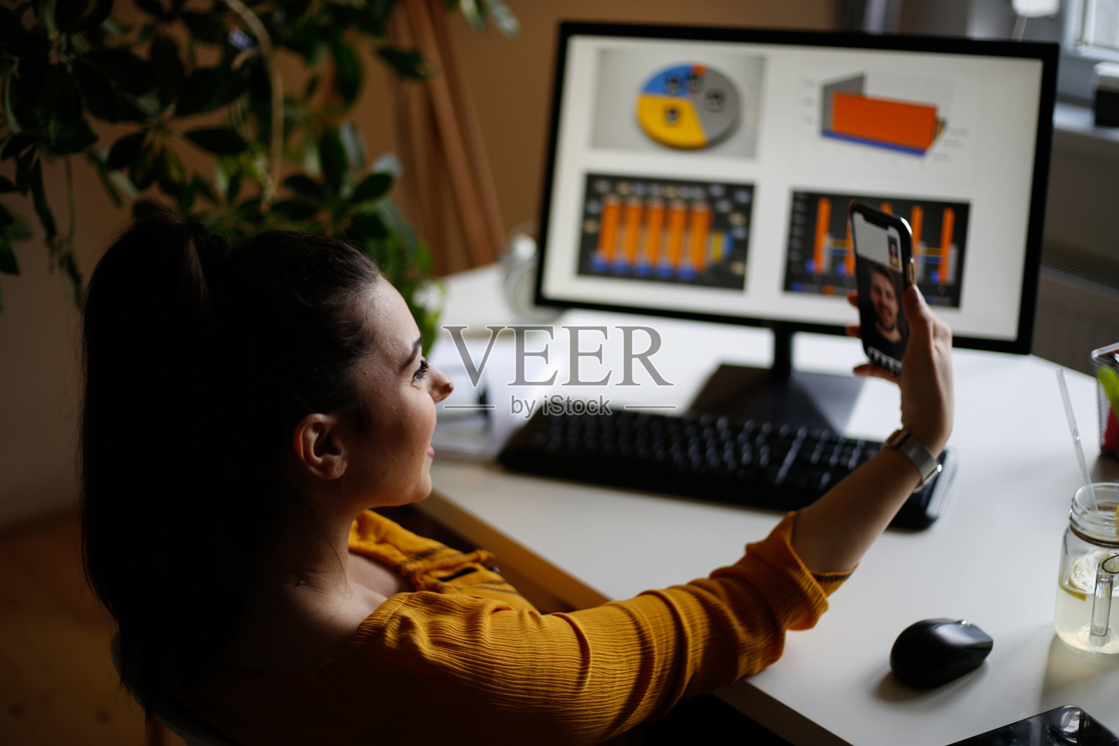 保持联系库存照片照片摄影图片