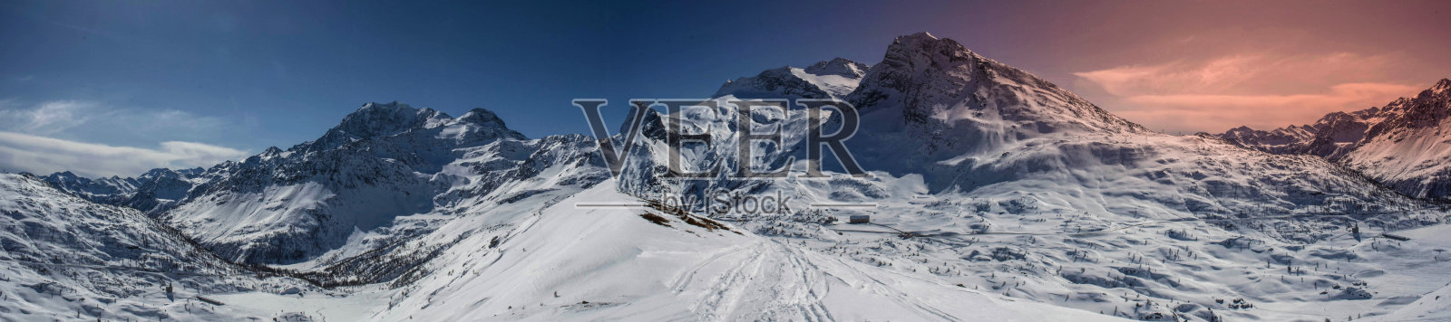 冬季的斯皮兹霍利山景照片摄影图片