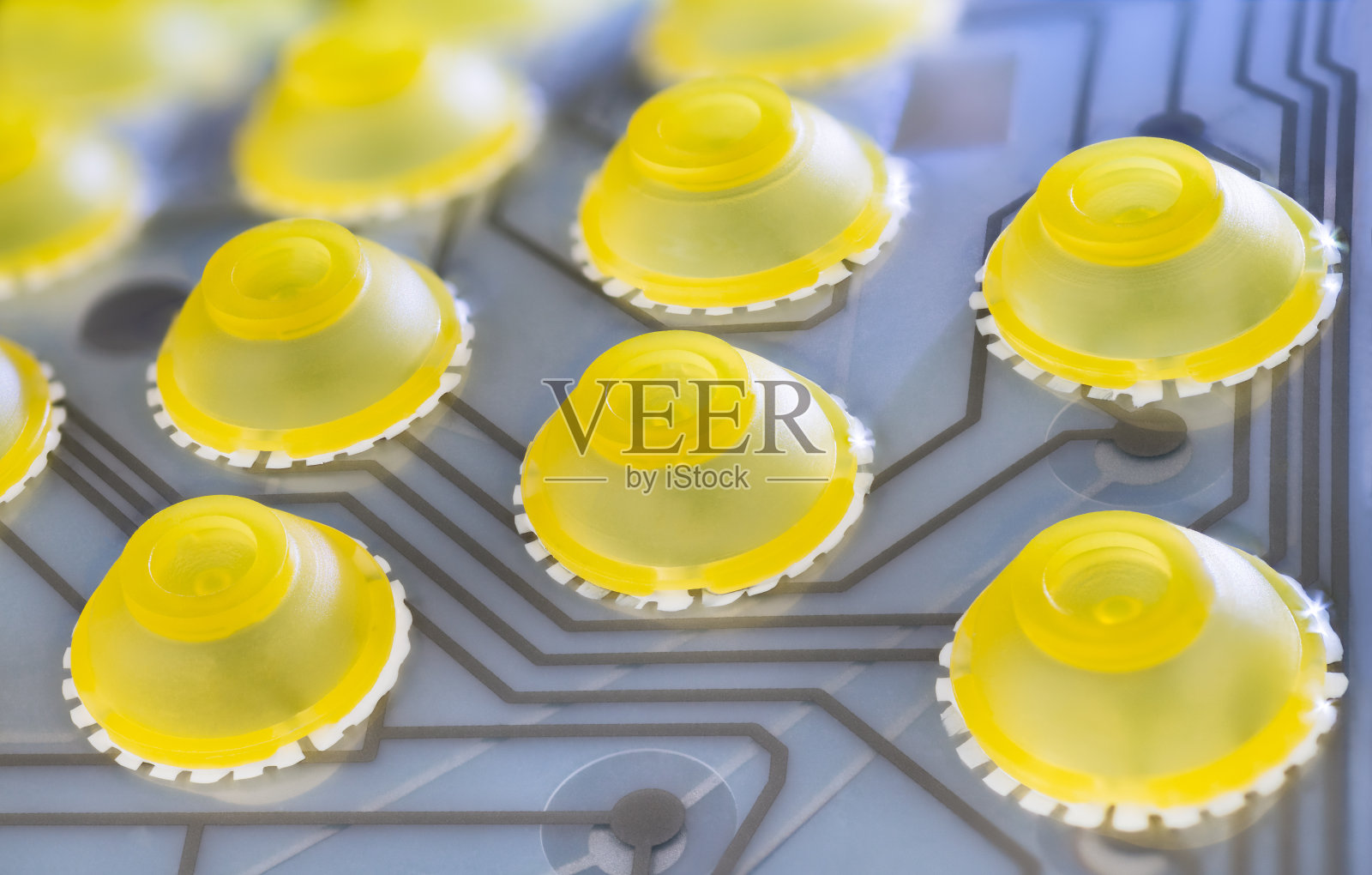 详细介绍了计算机键盘电子挠性印刷电路的硅胶膜照片摄影图片