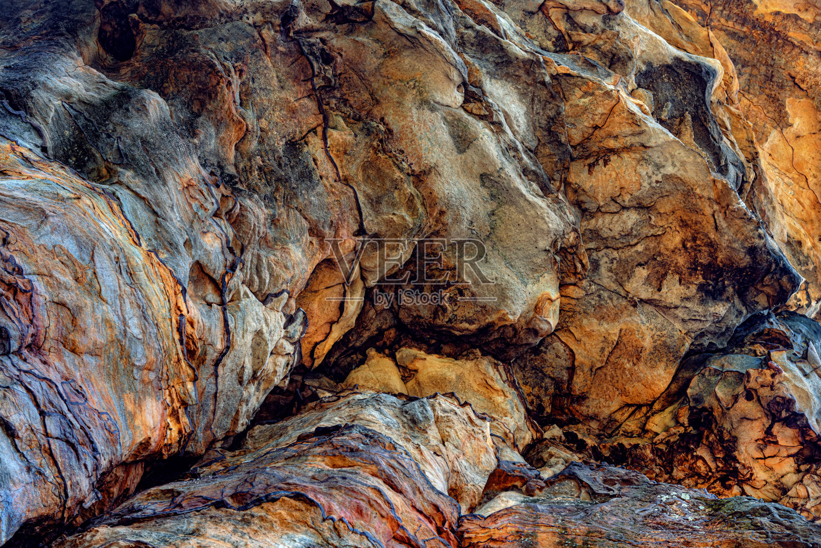 俄罗斯乌拉尔地区卡门尼哥罗德抽象石头的特写照片摄影图片