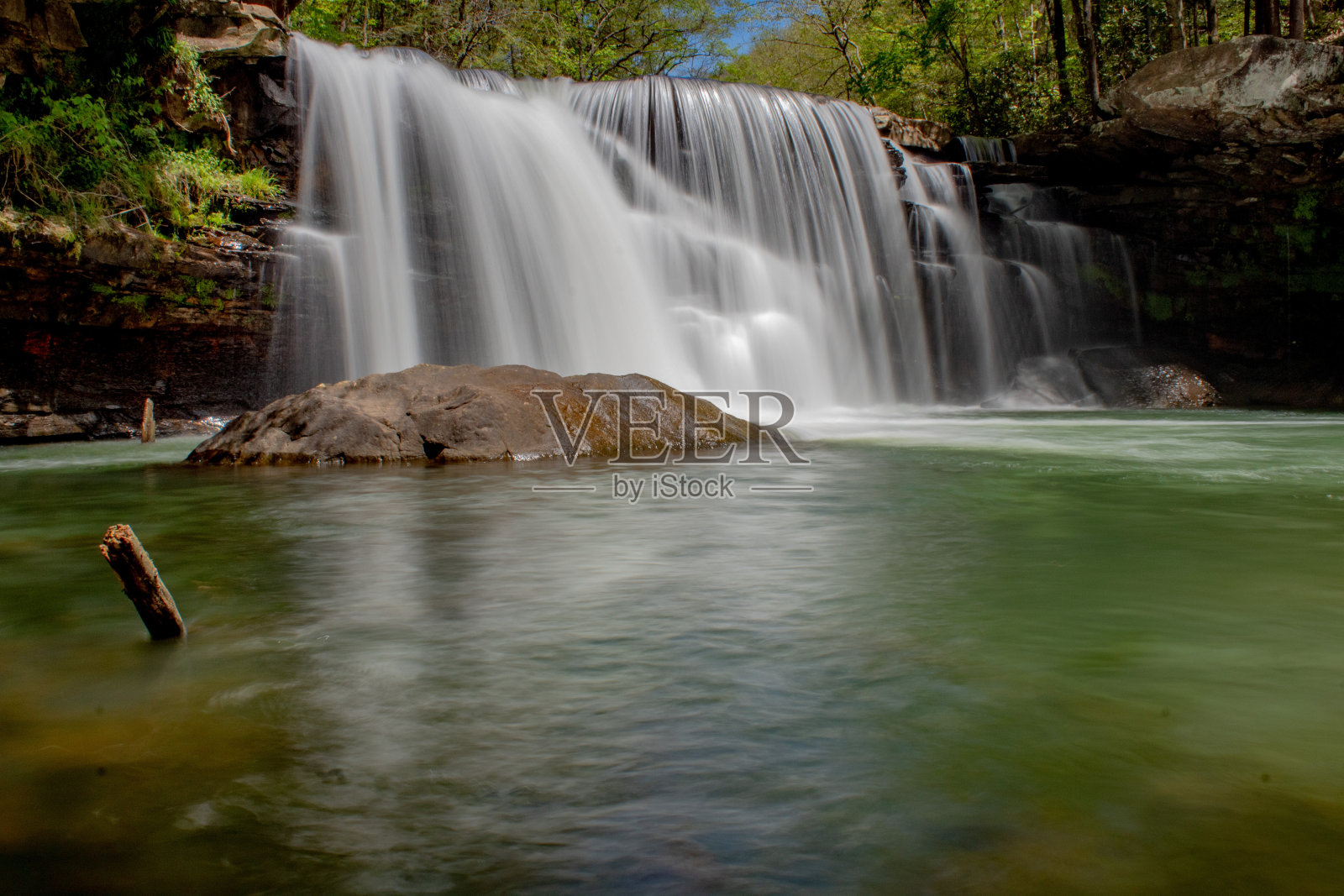 西弗吉尼亚州美丽的瀑布照片摄影图片