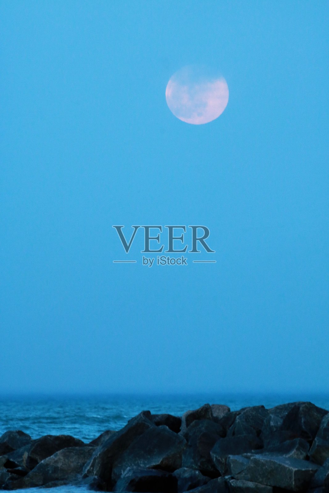 粉红色的月亮照片摄影图片