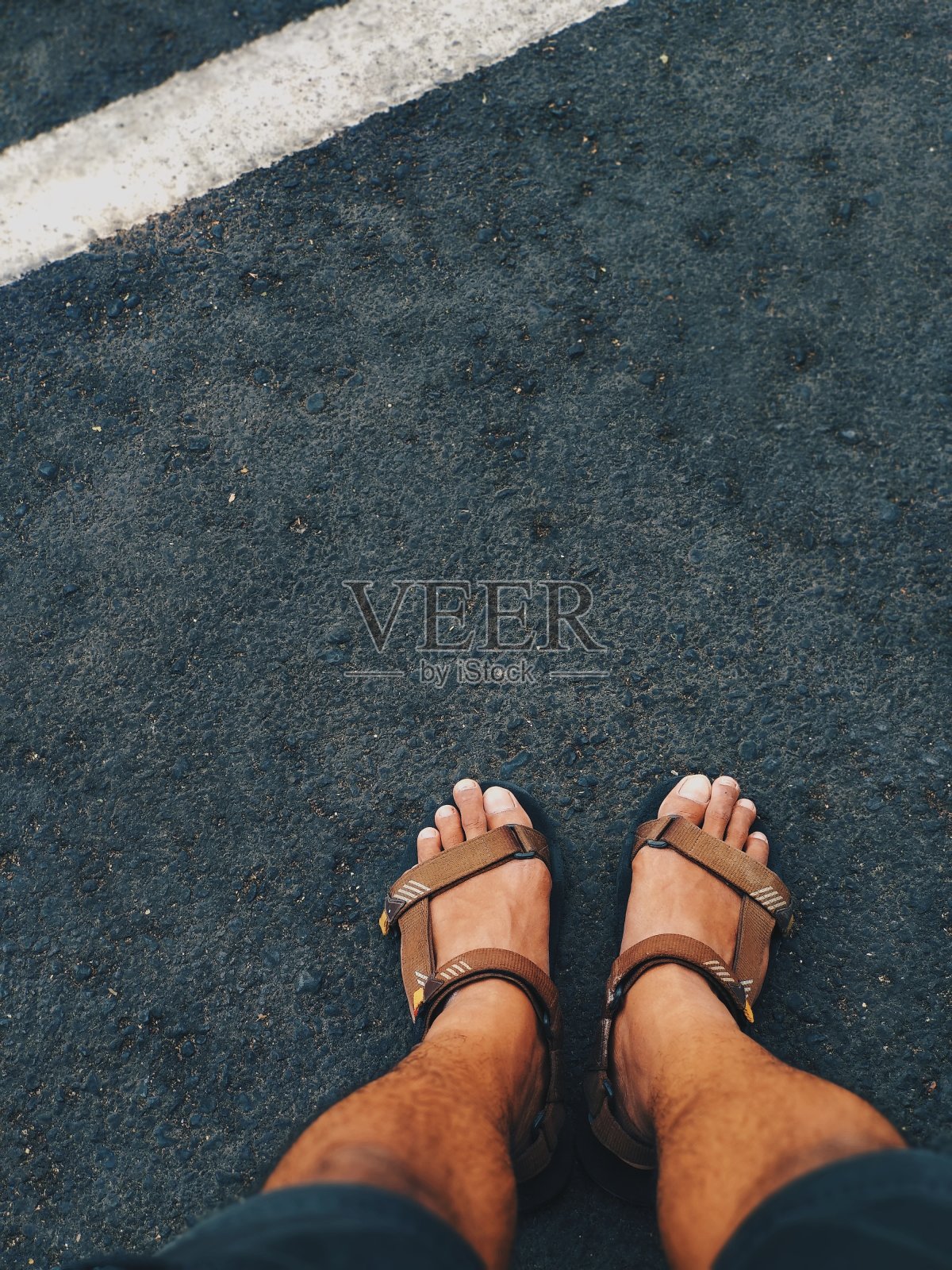 站在你的立场上照片摄影图片