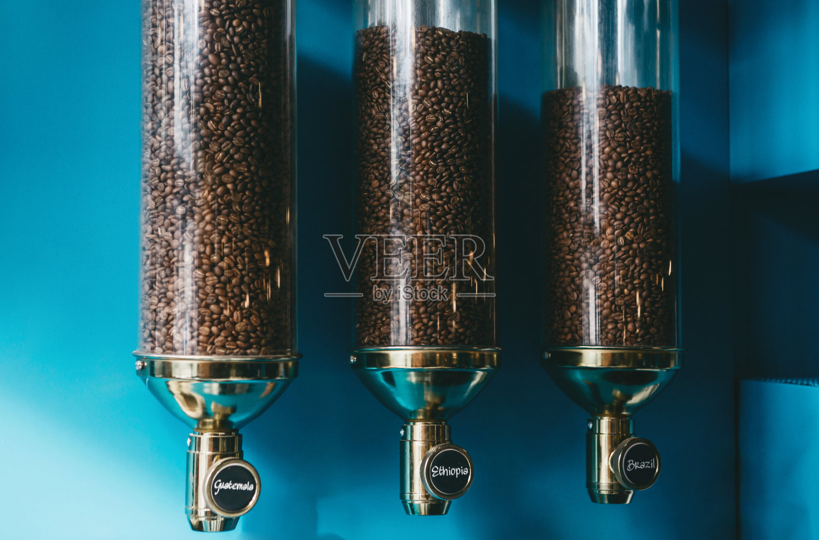 咖啡店里的特殊容器照片摄影图片