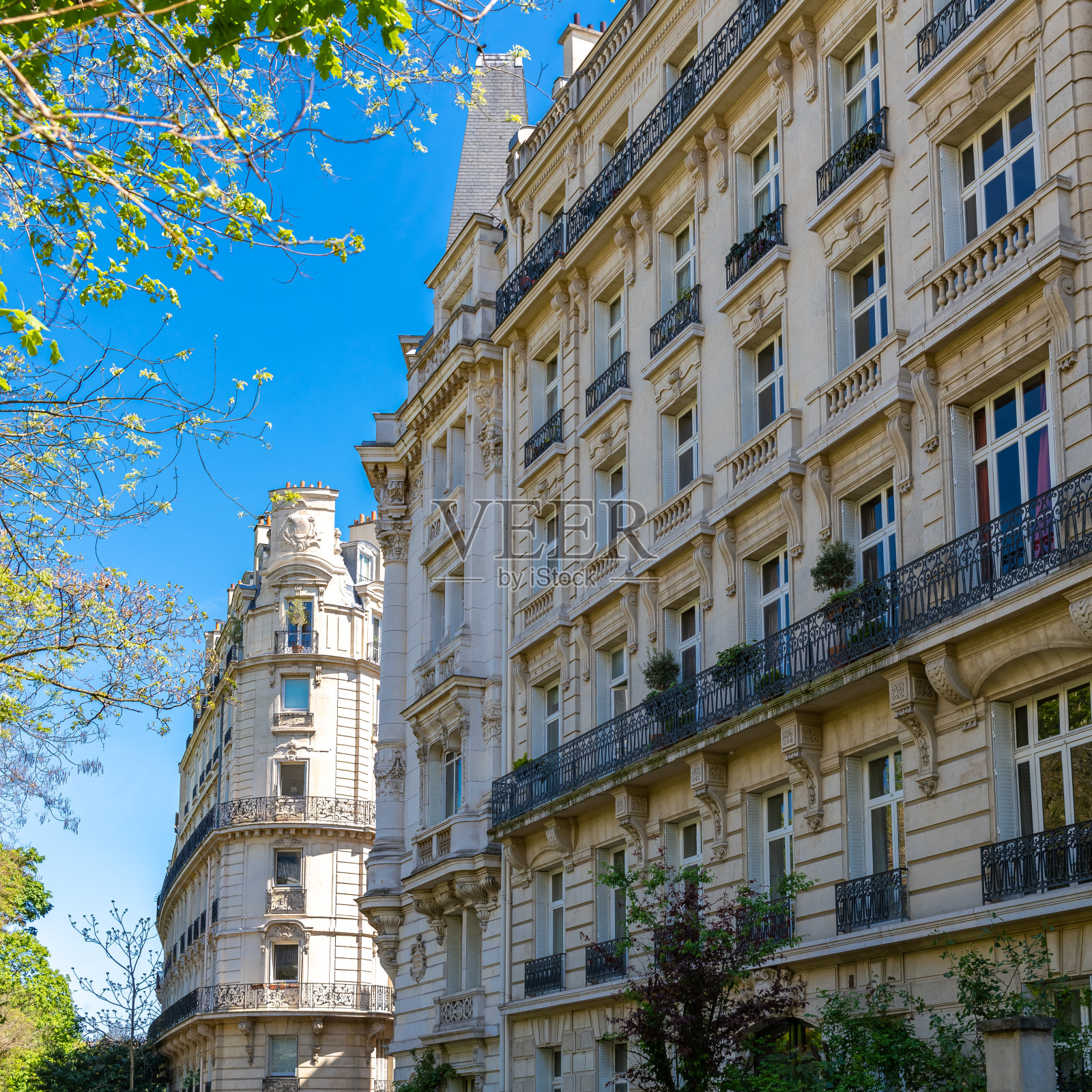 巴黎,美丽的建筑照片摄影图片