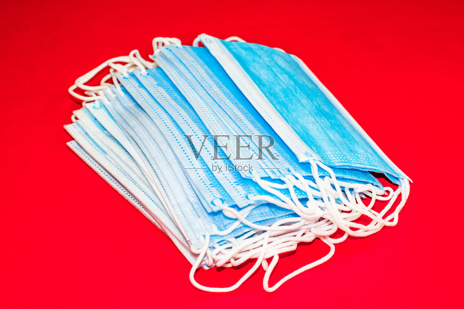 特写和详细医用卫生口罩，隔离医用外科口罩。照片摄影图片