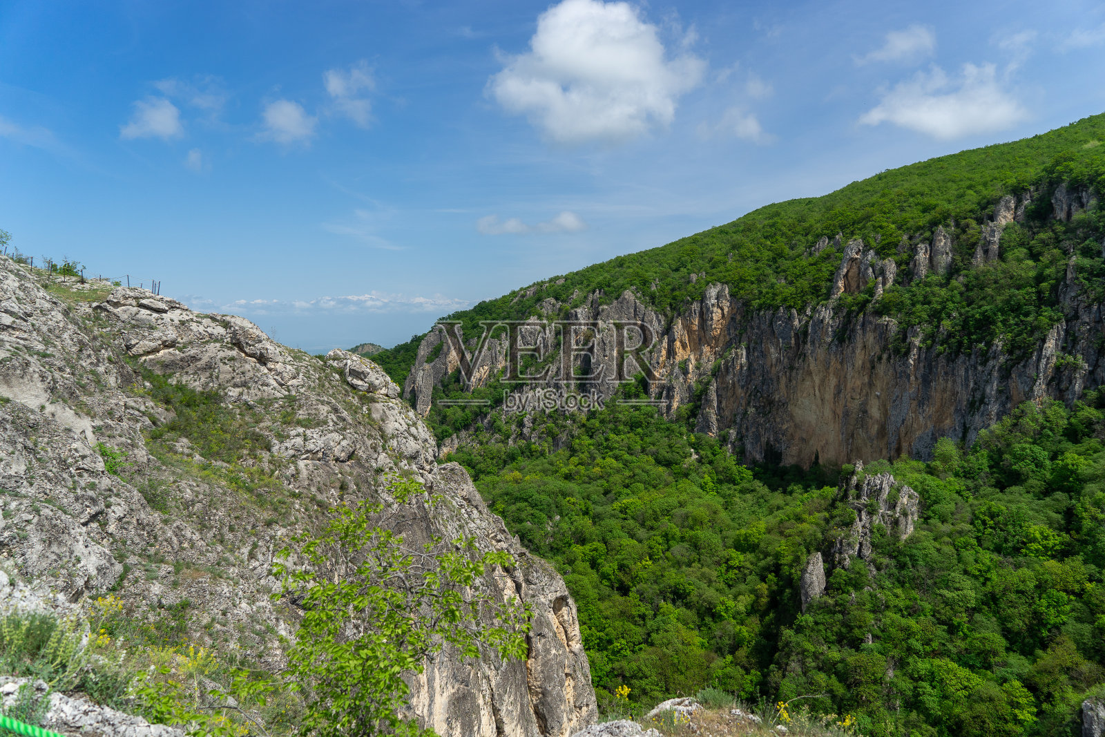 在格鲁吉亚卡赫季地区徒步旅行照片摄影图片