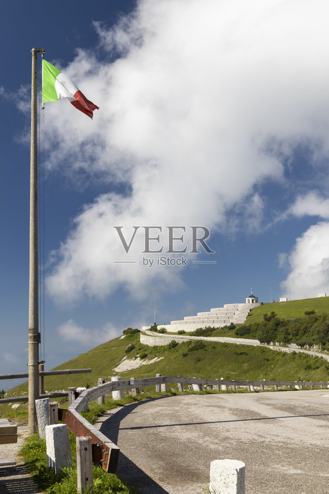 Monte Grappa (Crespano del Grappa)，意大利北部照片摄影图片