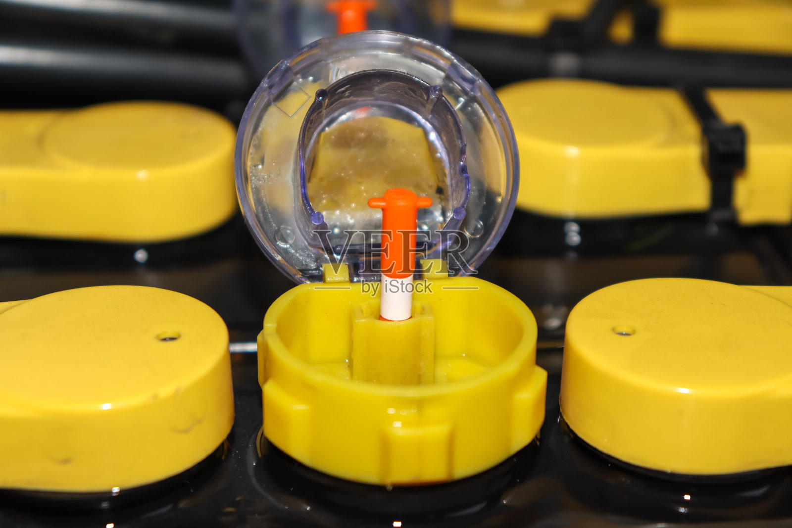 调整电池水照片摄影图片