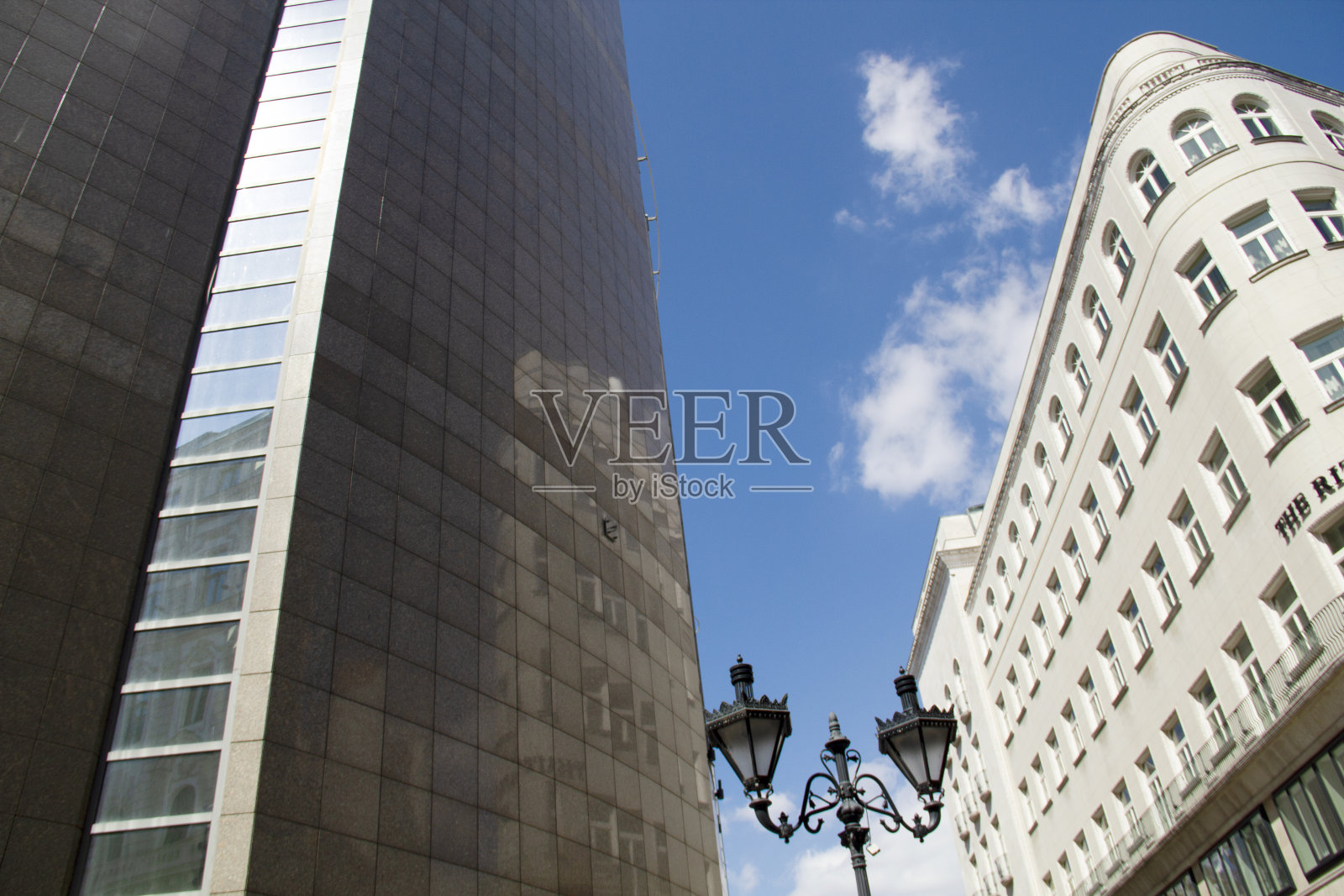 宫殿区现代建筑照片摄影图片