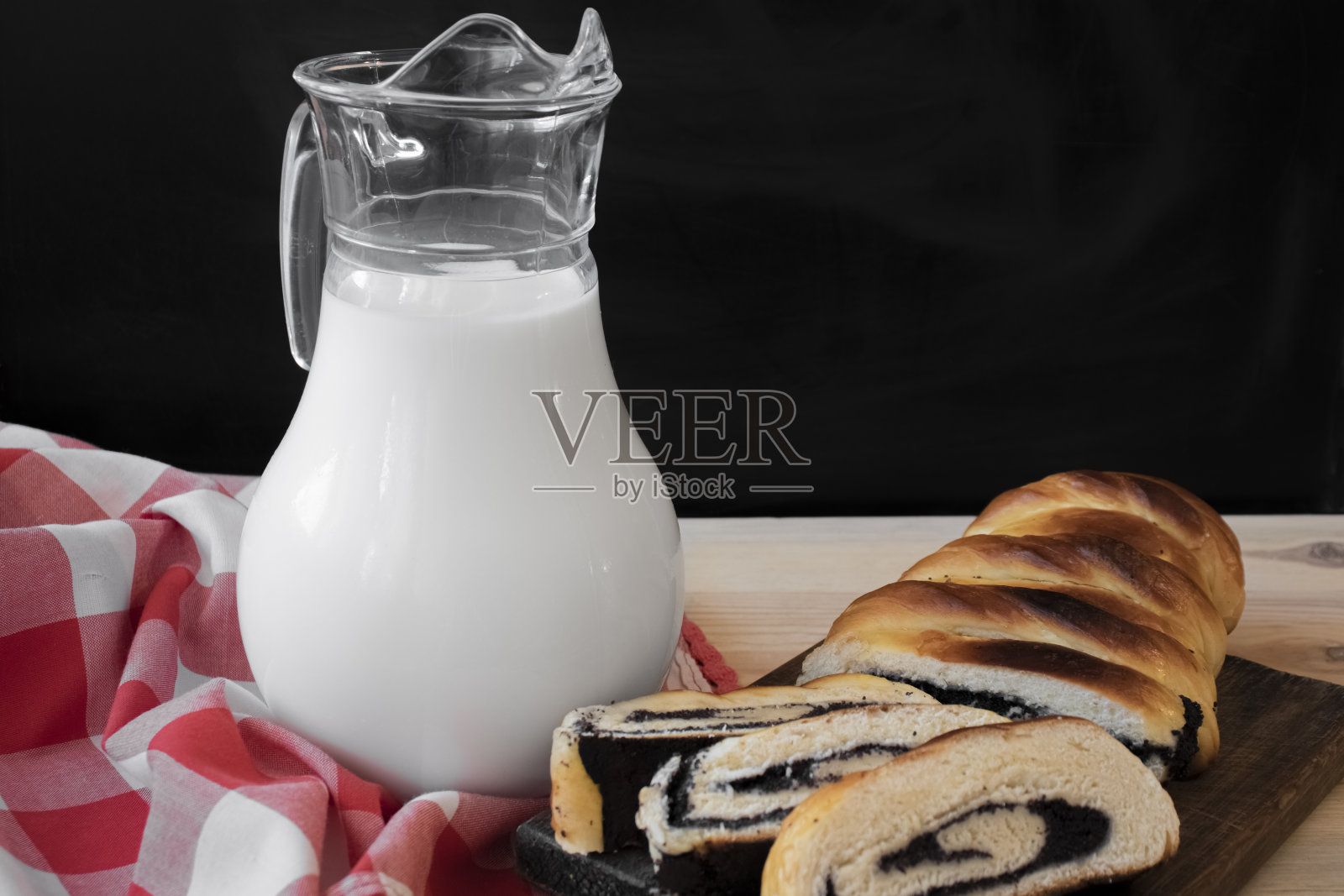 桌上早餐的高角度视图照片摄影图片