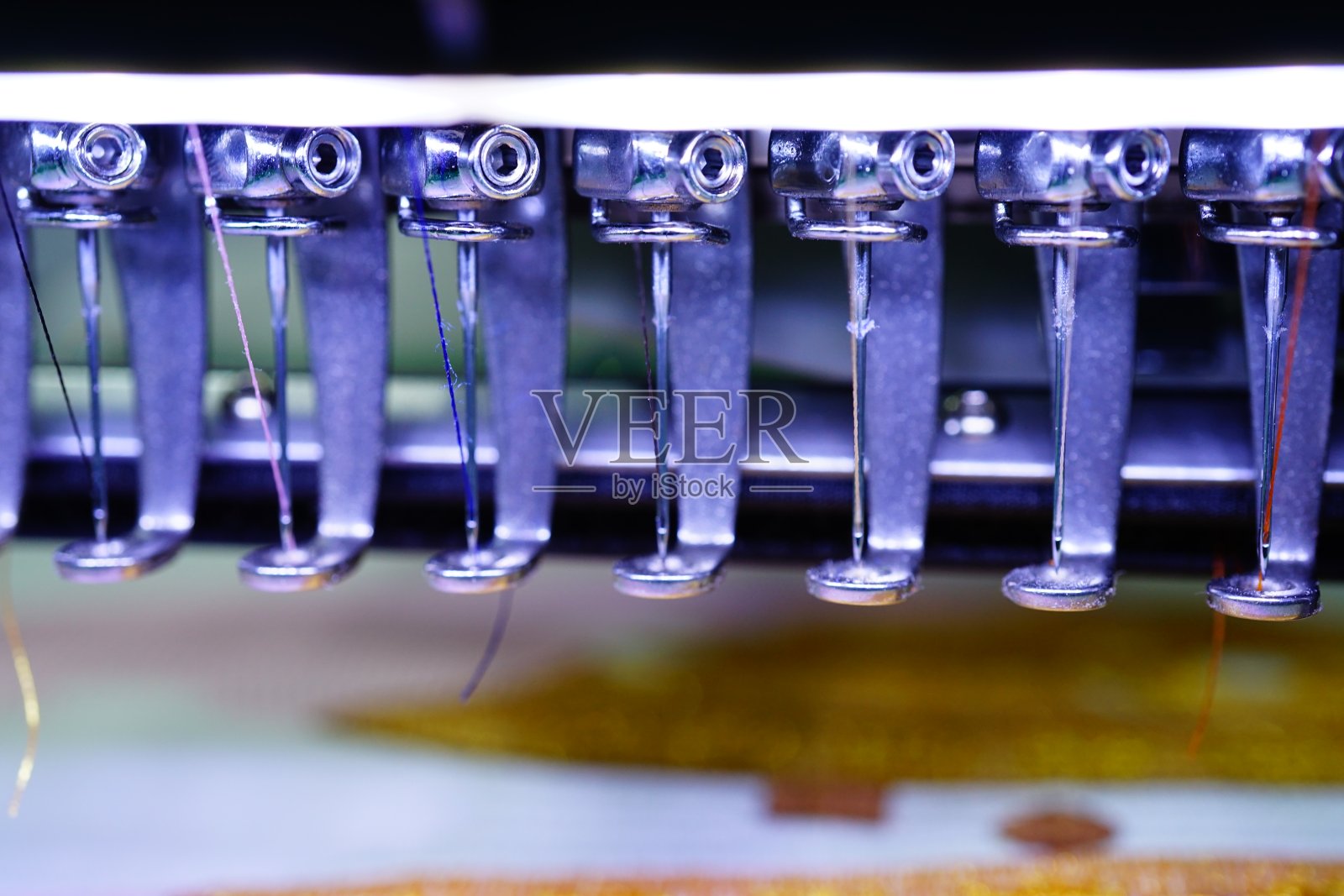 绣花机诗行照片摄影图片