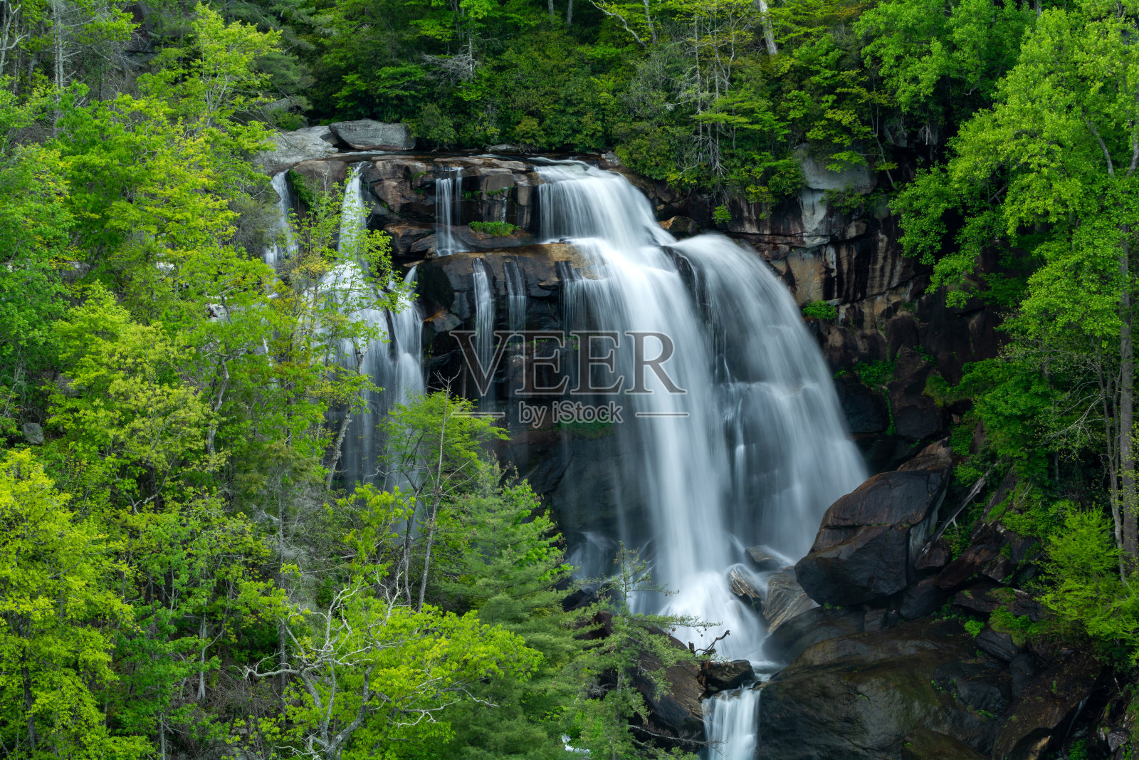 上白水瀑布南塔哈拉国家森林照片摄影图片