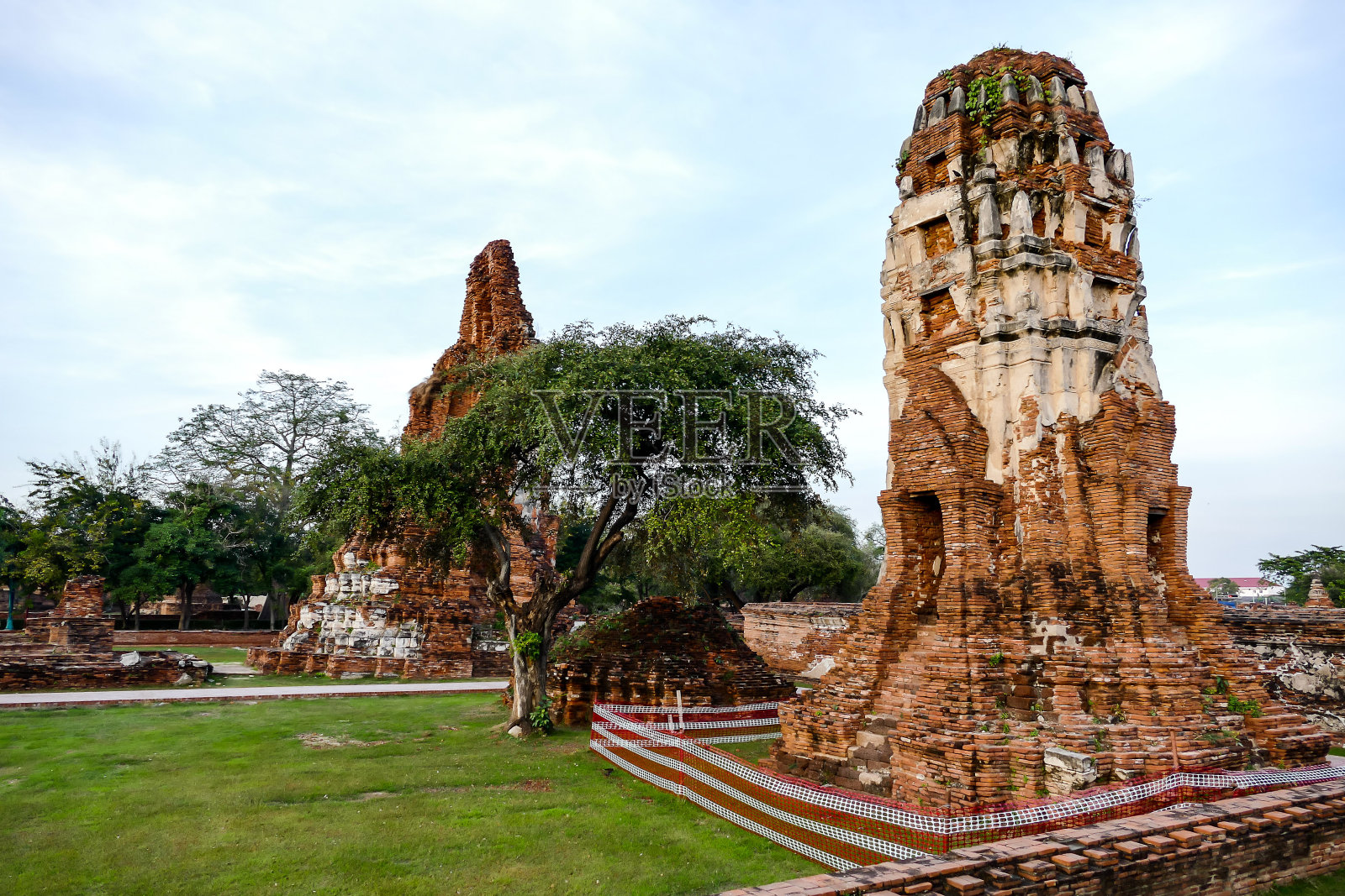 泰国大城府寺废墟的美丽照片照片摄影图片