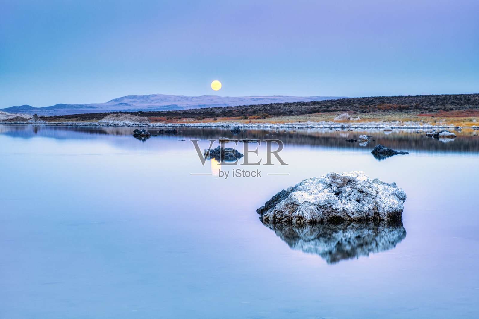 加利福尼亚的莫诺湖照片摄影图片