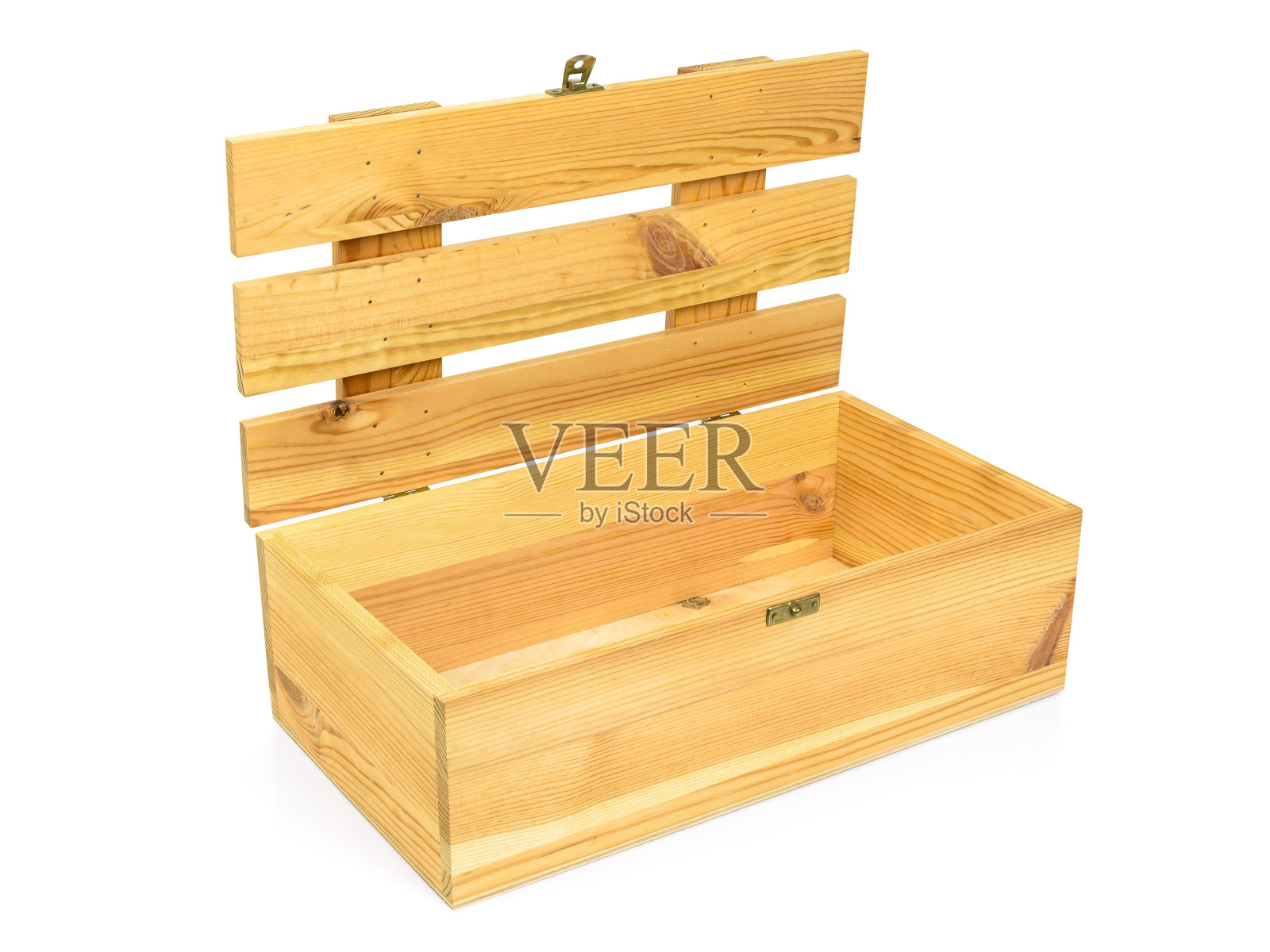 打开白色背景的木箱照片摄影图片
