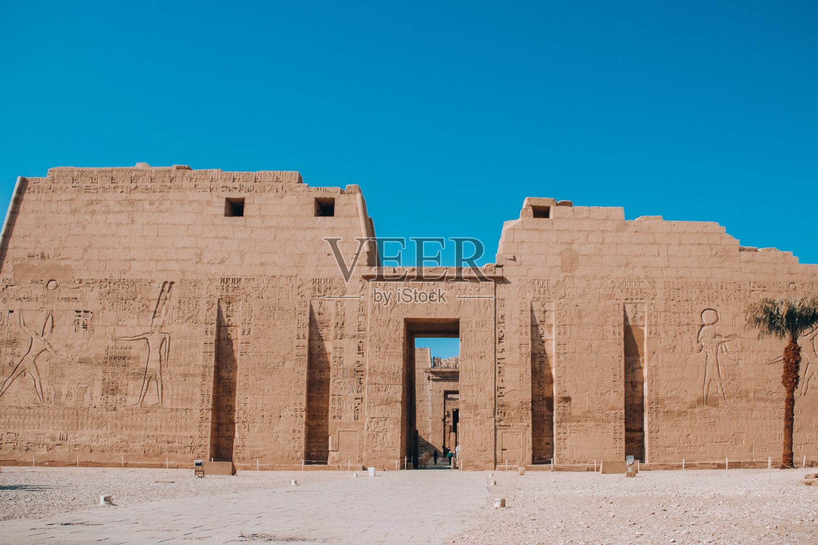 埃及卡纳克神庙遗址，卢克索最大的露天博物馆照片摄影图片