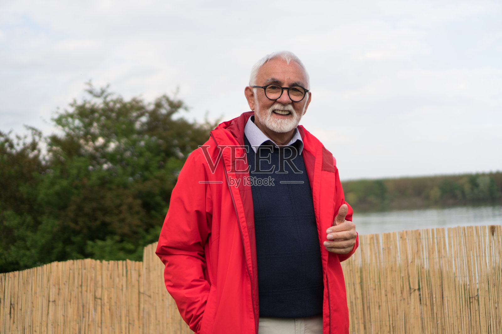 快乐的高级人照片摄影图片