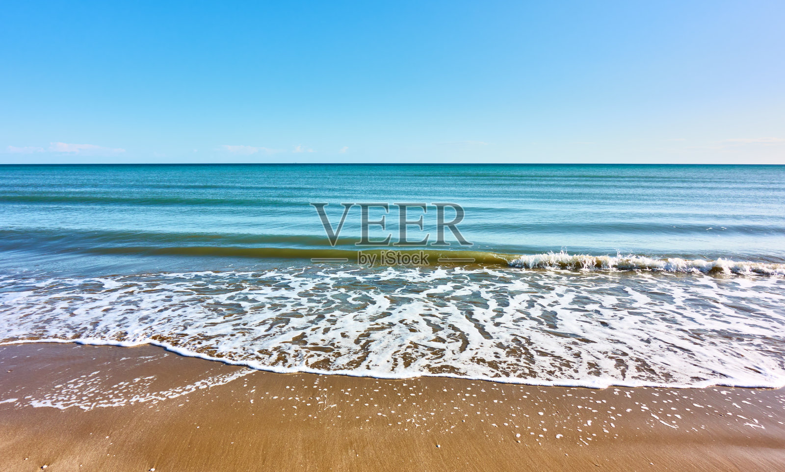 大海和沙滩。照片摄影图片