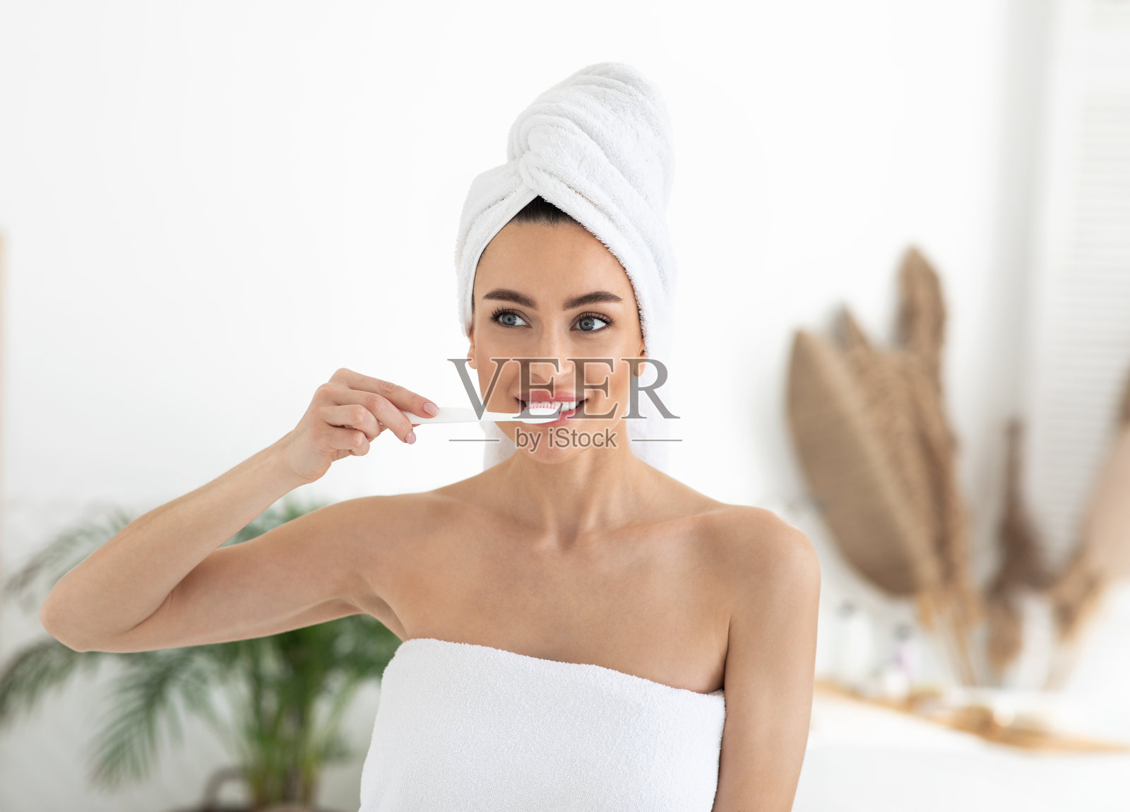 关爱牙齿健康，美丽完美的笑容，口腔医学，防龋照片摄影图片