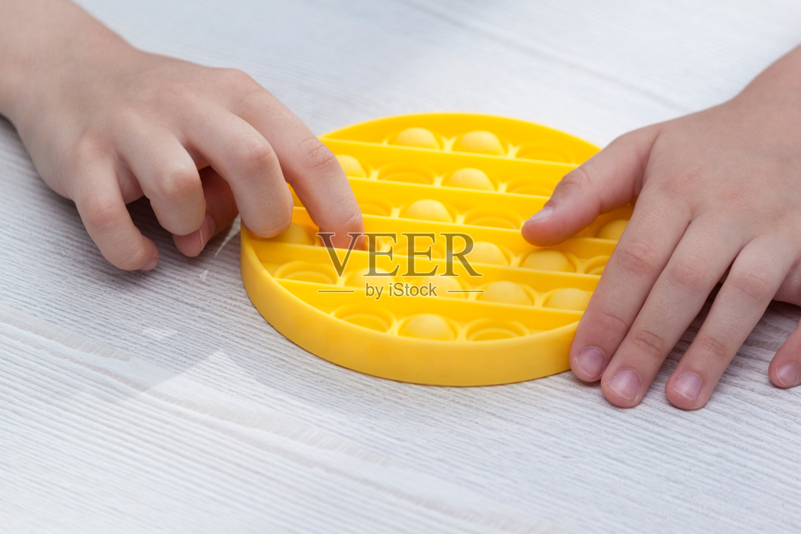 推泡泡泡泡灵活指尖感觉玩具poppit照片摄影图片