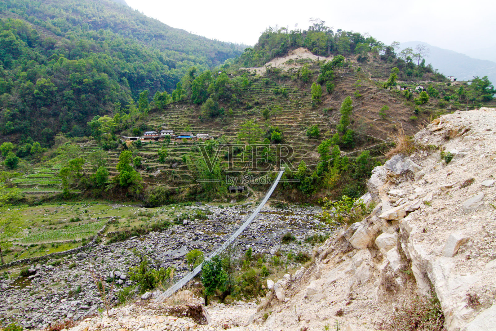 徒步前往安纳普尔纳大本营照片摄影图片