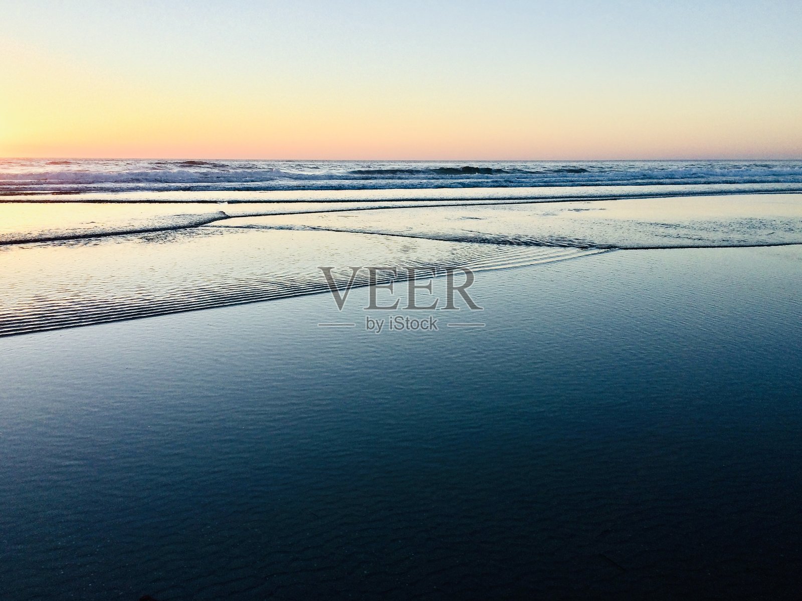 拜伦湾日出照片摄影图片