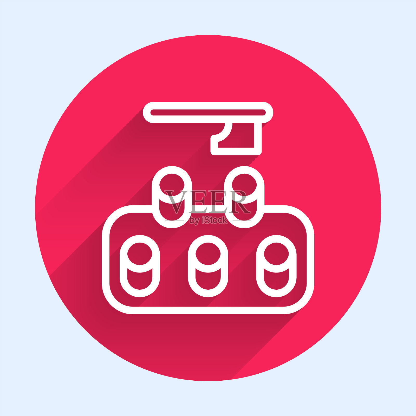 白线森林砍伐图标孤立与长阴影。砍伐森林，破坏木材。对生态和空气污染的危害。红色圆圈按钮。向量图标素材