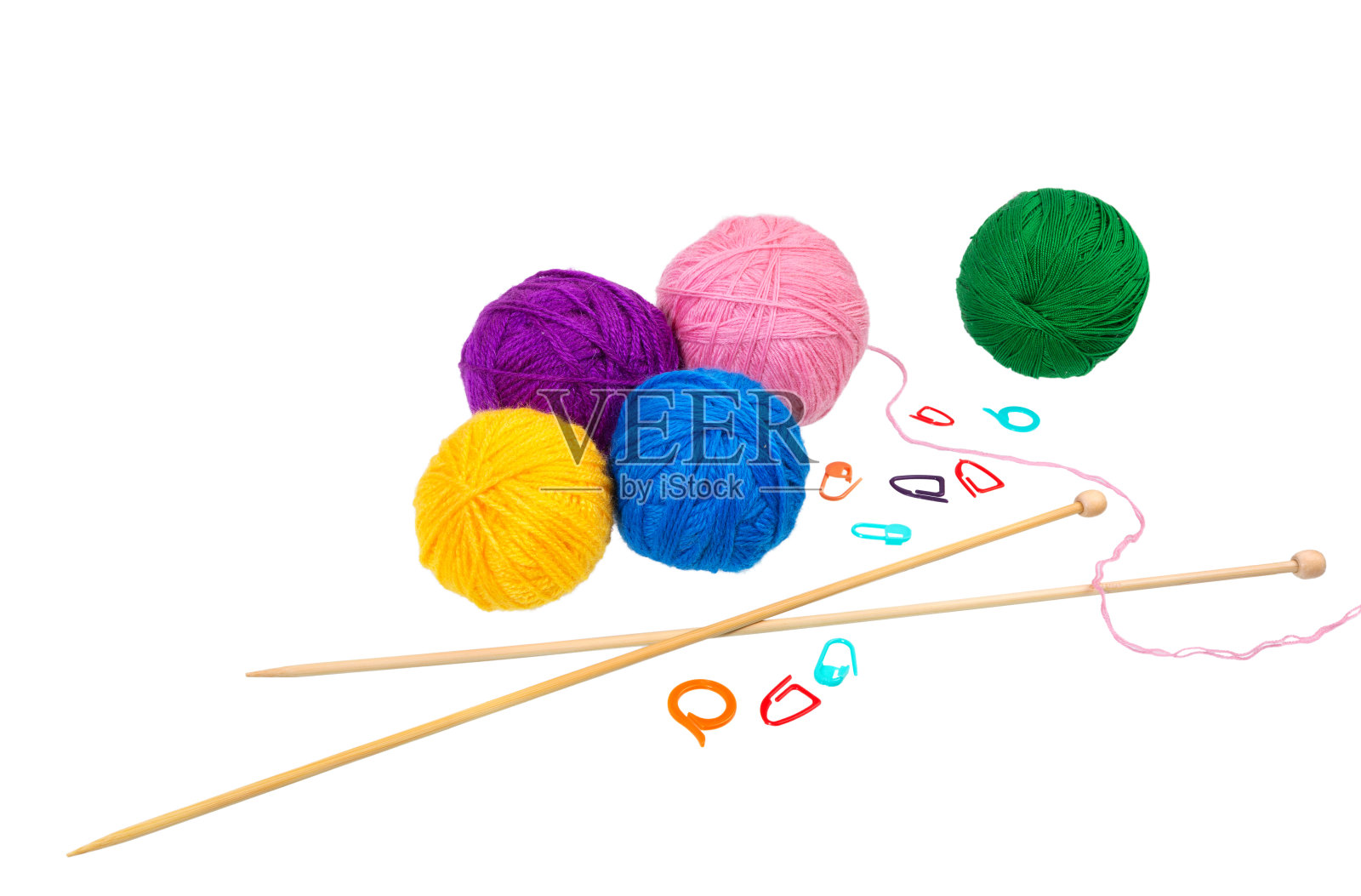 彩色的纱线球与针照片摄影图片