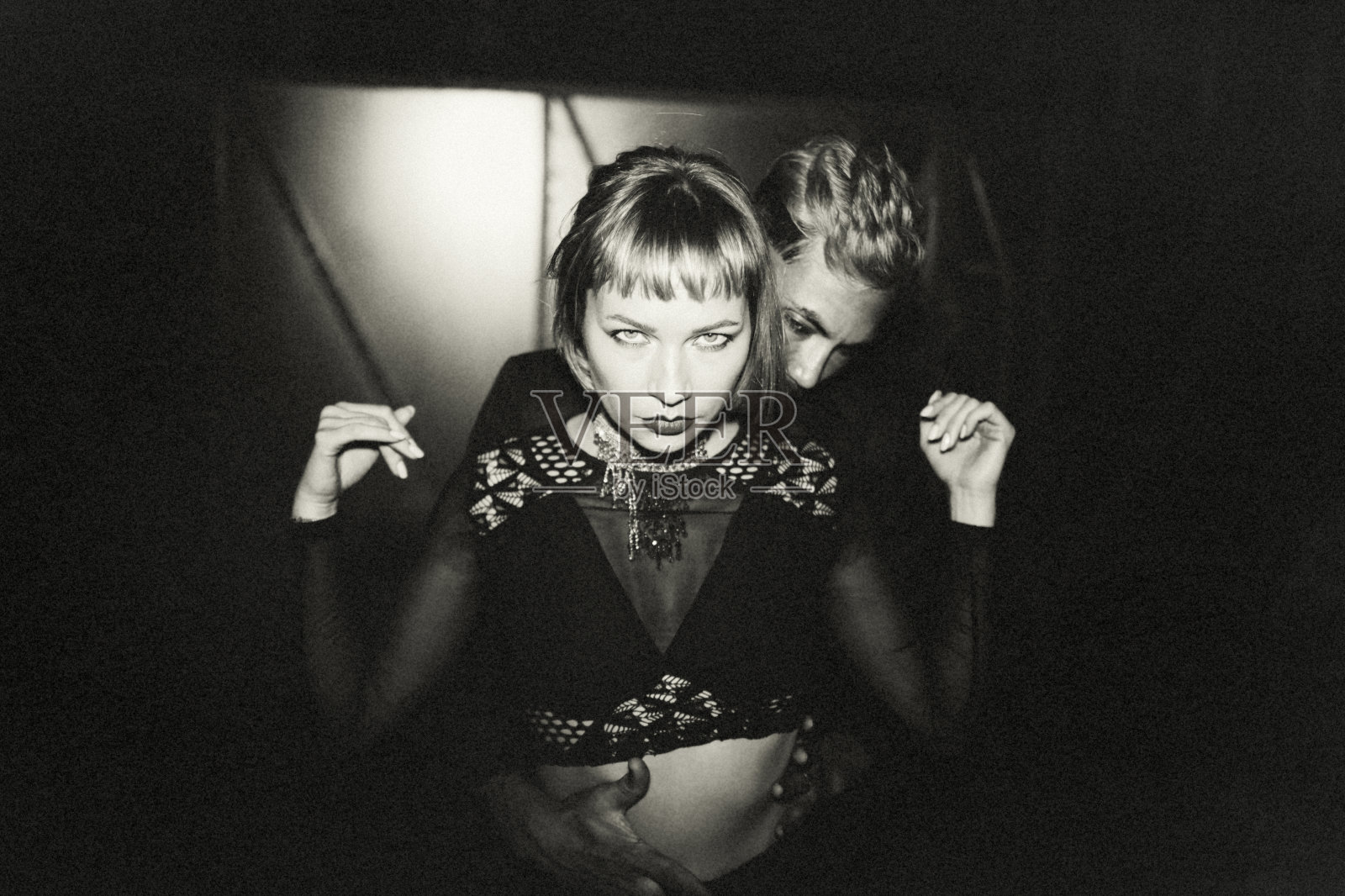 危险的爱情照片摄影图片