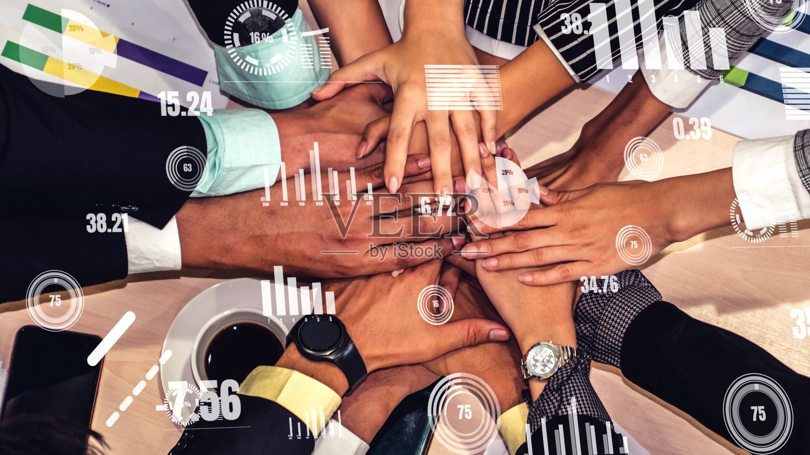 创意视觉商务人员在公司员工会议照片摄影图片