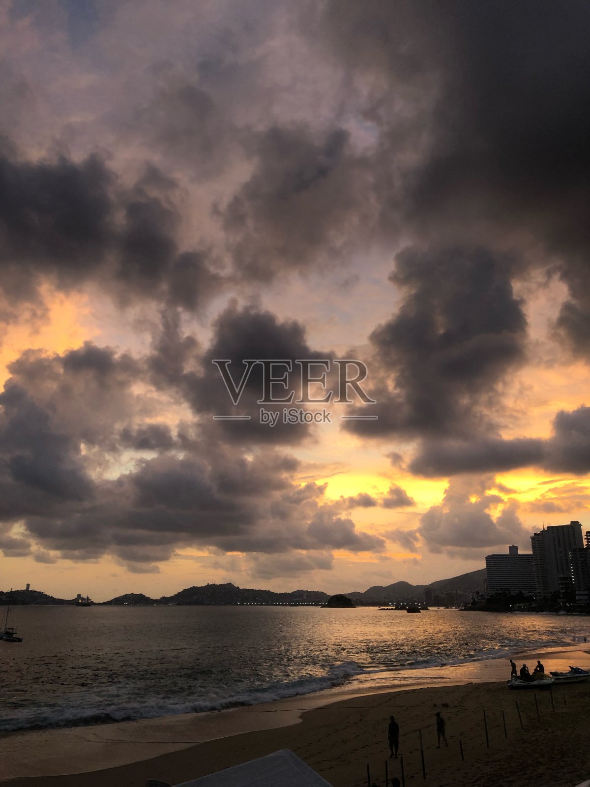 田园诗般的日落照片摄影图片