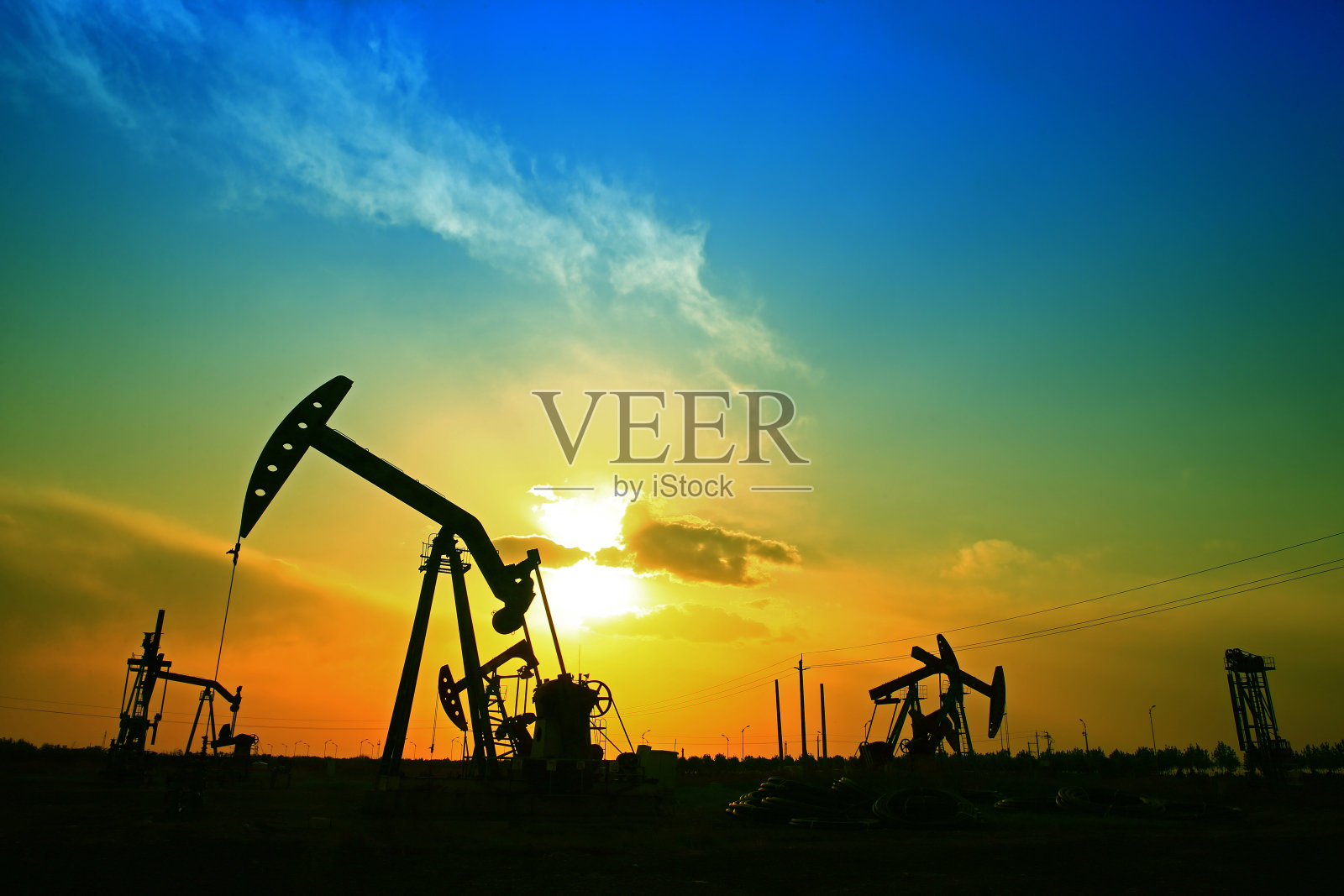 油泵、工业设备照片摄影图片