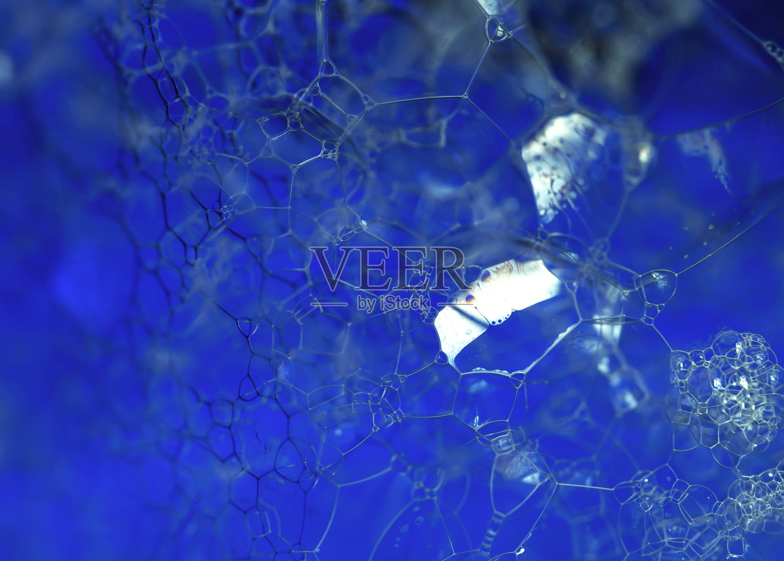 泡沫。抽象背景从泡沫和肥皂泡沫。照片摄影图片