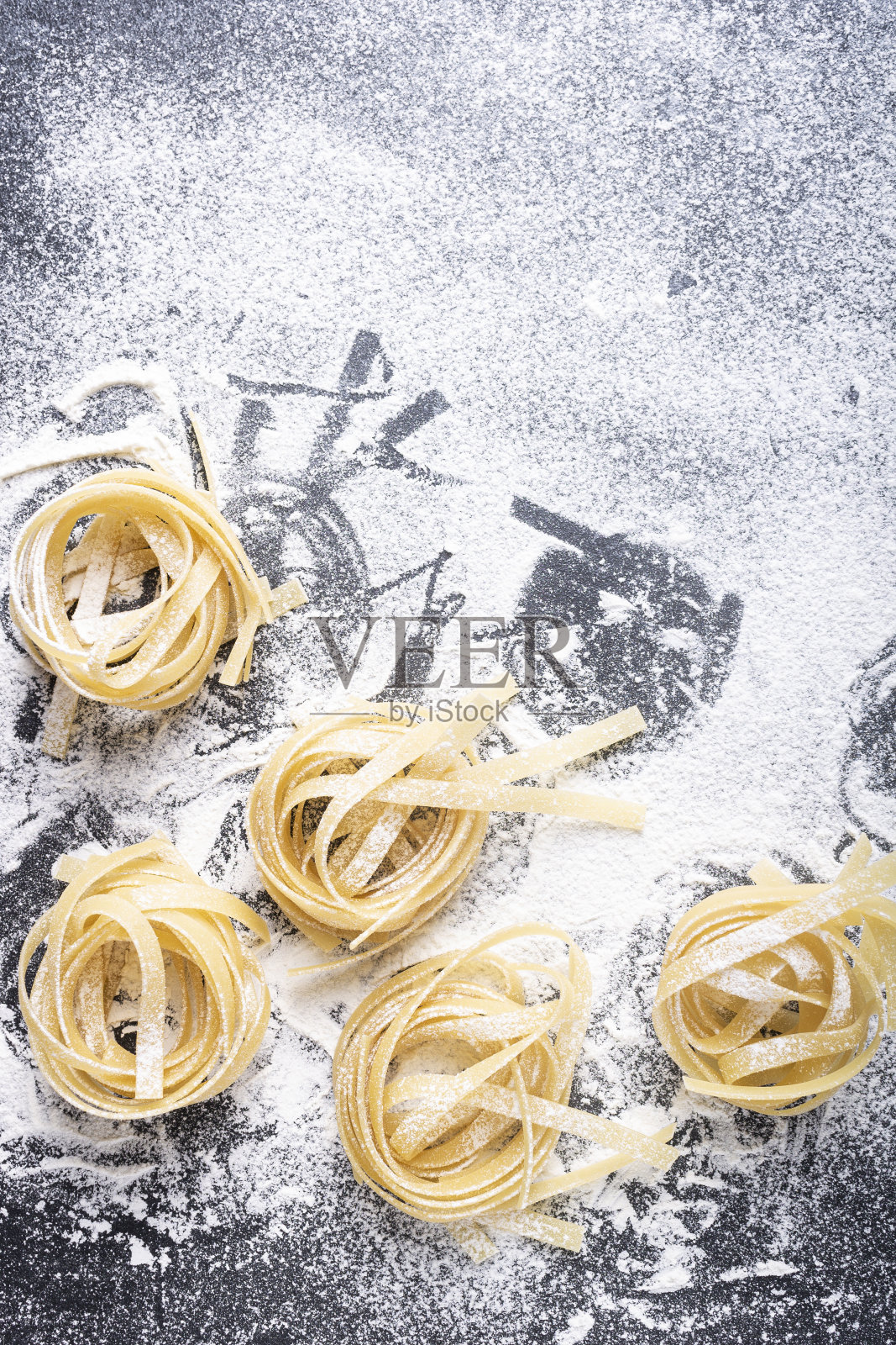 自制的意大利面。放置你的文本。照片摄影图片