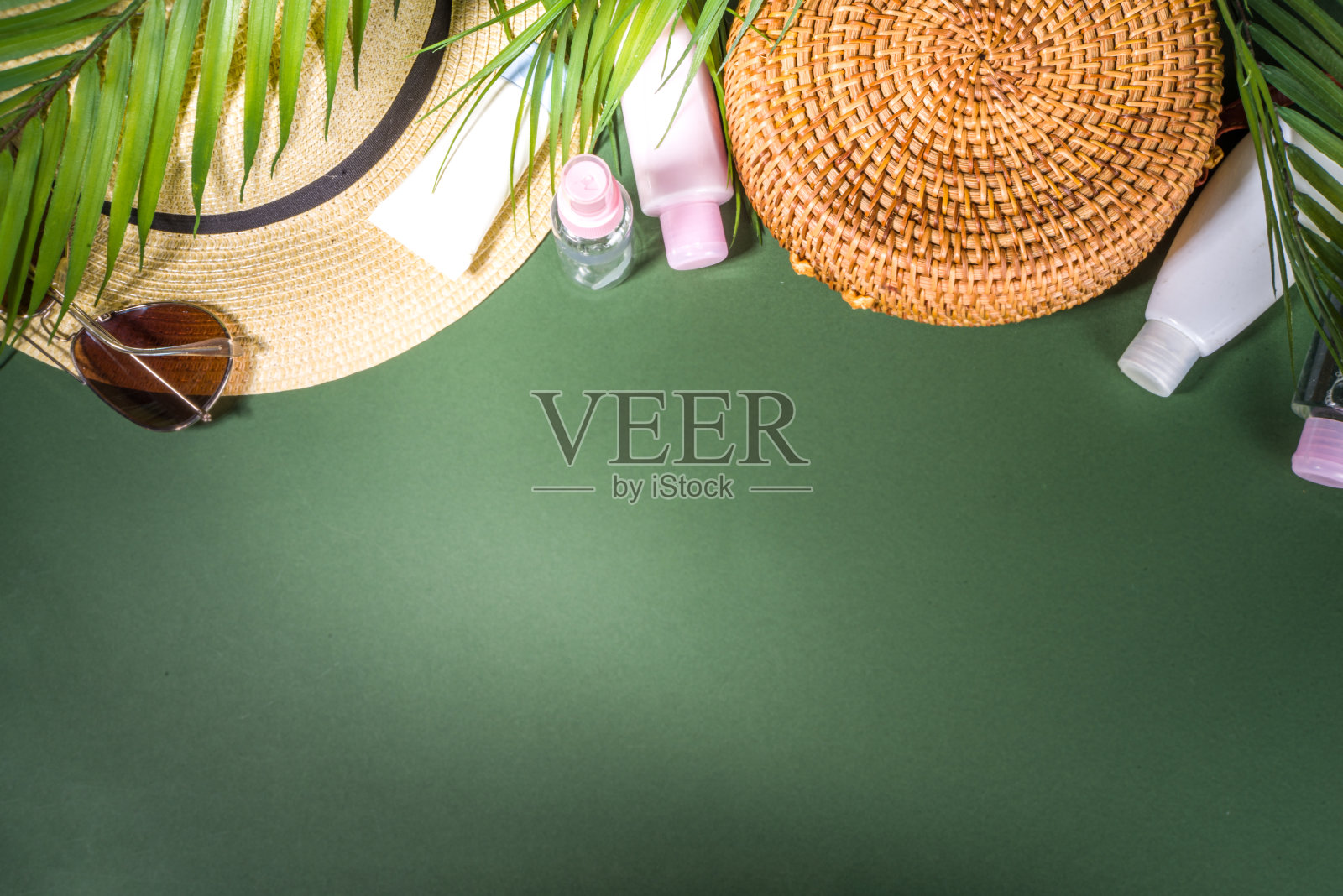 夏日美容护理模拟出来照片摄影图片