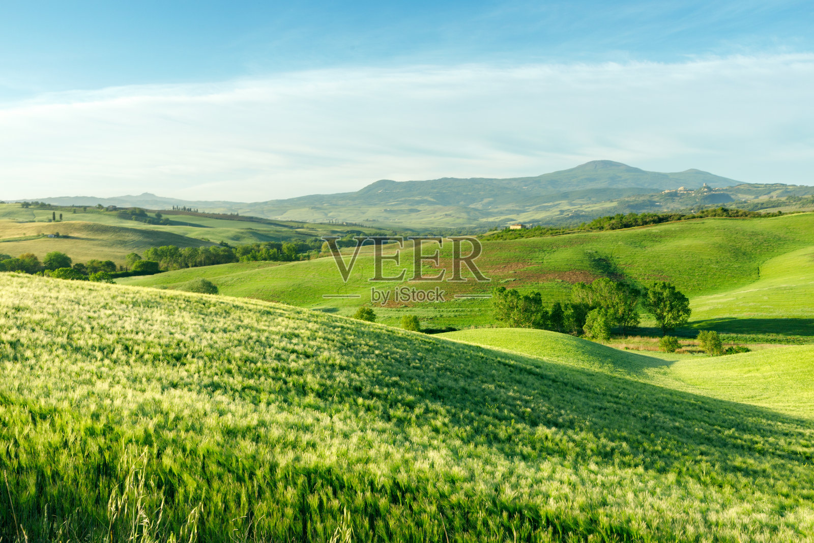 奥尔西亚山谷的黎明照片摄影图片