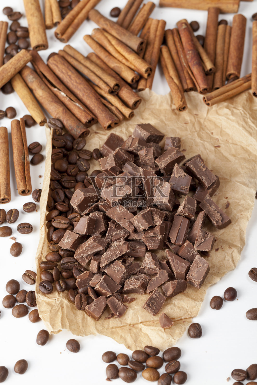 用糖和可可制成的巧克力，美味绝伦照片摄影图片